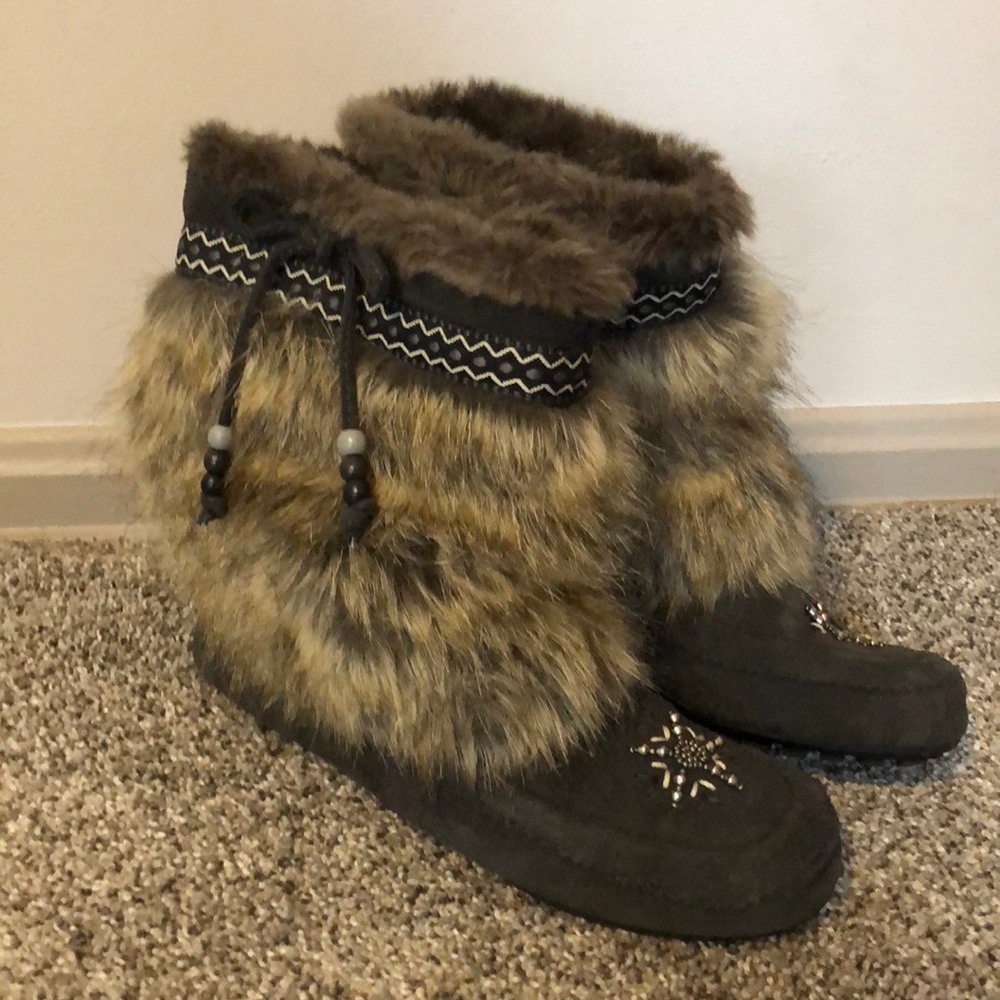 Minnetonka ankle booties